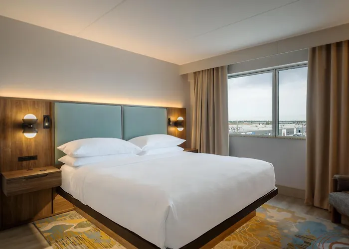 Hilton Winnipeg Airport Suites